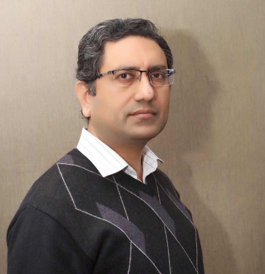 mian-m-zulqarnain-senior partner